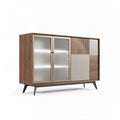 Buffet de madeira 150 x 45 x 90cm com portas em vidro e detalhes geométricos